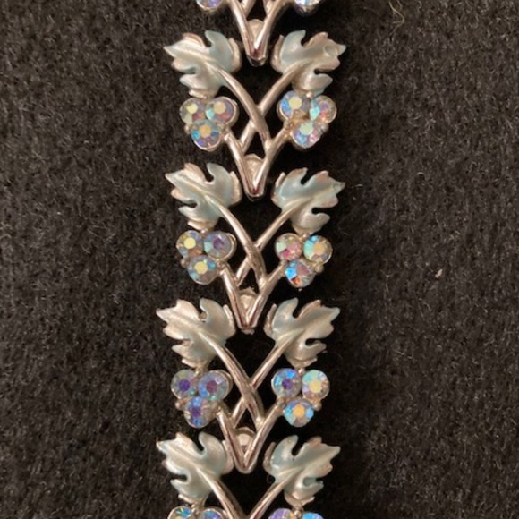 Vintage Coro Bracelet - Picture 3 of 6